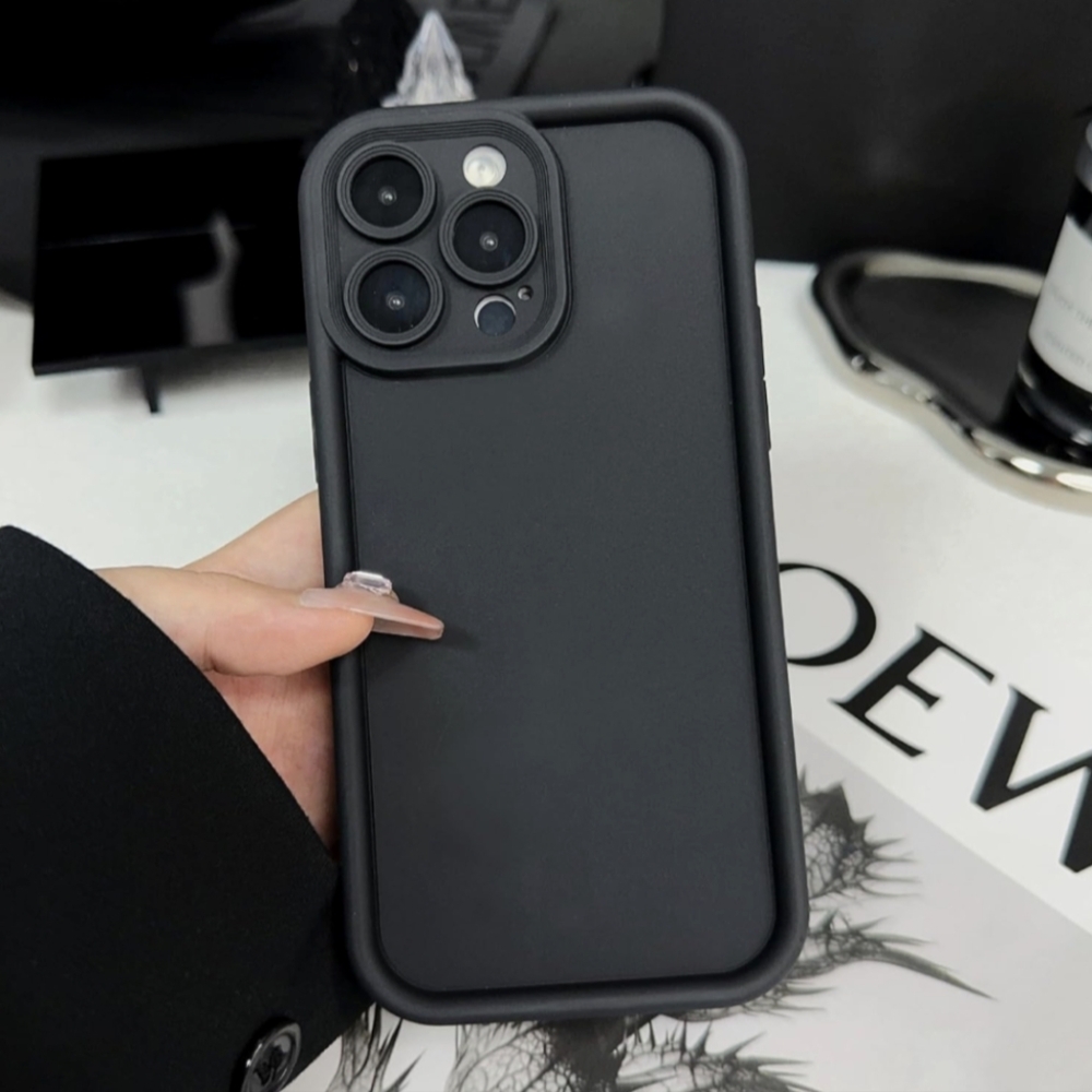 For iPhone 15 Silicone Rubber Black Case with Camera Protection Anti-Scratch